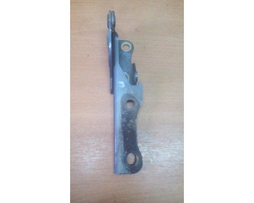 Петля крышки багажника левая/правая Hyundai Accent II +ТАГАЗ 2000-2012 (7922025000)- купить на ➦ А50-Авторазбор по цене 100.00р.. Отправка в регионы.