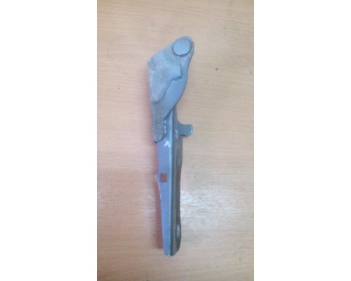 Петля крышки багажника левая/правая Hyundai Accent II +ТАГАЗ 2000-2012 (7922025000)- купить на ➦ А50-Авторазбор по цене 100.00р.. Отправка в регионы.