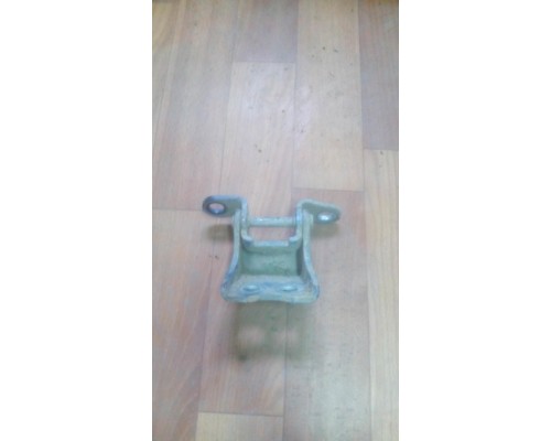 Петля двери передней левой нижняя Honda Accord VIII 2008-2015 (67460SDCA01ZZ)- купить на ➦ А50-Авторазбор по цене 450.00р.. Отправка в регионы.