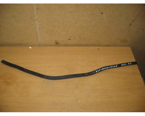 Уплотнитель двери Audi A3 [8PA] Sportback 2004-2013 (8P4837671)- купить на ➦ А50-Авторазбор по цене 150.00р.. Отправка в регионы.