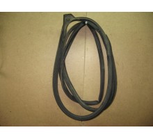 Уплотнитель двери Chevrolet Spark 2005-2010