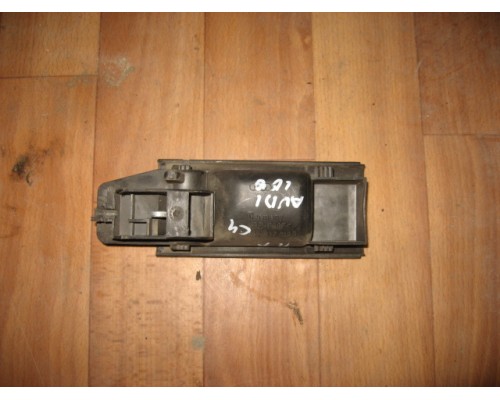 Ручка двери внутренняя Audi 100 [C4] 1991-1994 (4A0837019B)- купить на ➦ А50-Авторазбор по цене 250.00р.. Отправка в регионы.