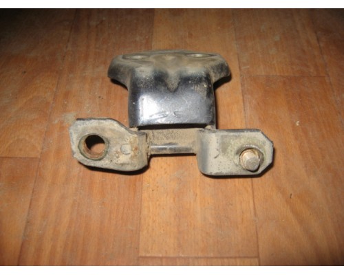 Петля двери задней правой нижняя Hyundai Sonata III 1993-1998 (7936034000)- купить на ➦ А50-Авторазбор по цене 150.00р.. Отправка в регионы.