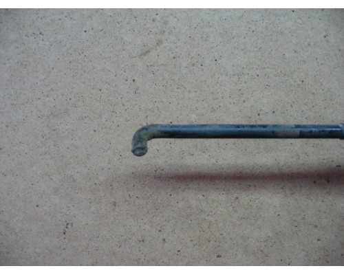 Держатель капота Hyundai Sonata III 1993-1998 (8117034000)- купить на ➦ А50-Авторазбор по цене 600.00р.. Отправка в регионы.