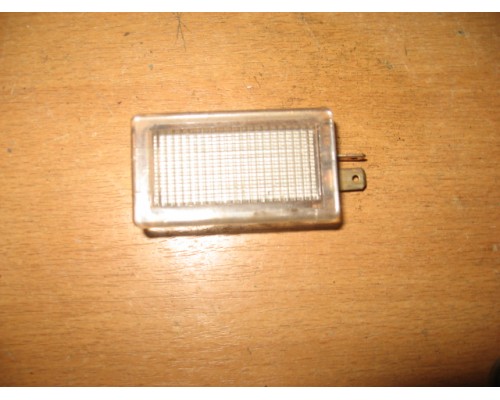 Плафон салонный Hyundai Sonata III 1993-1998 (9262033000)- купить на ➦ А50-Авторазбор по цене 100.00р.. Отправка в регионы.