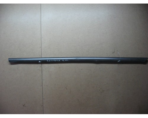 Накладка стекла заднего правого Hyundai Sonata III 1993-1998 (8322034100)- купить на ➦ А50-Авторазбор по цене 250.00р.. Отправка в регионы.