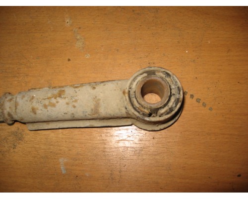 Рычаг задний поперечный Mazda 626 (GD) 1987-1992 (G211-28-600B)- купить на ➦ А50-Авторазбор по цене 1000.00р.. Отправка в регионы.