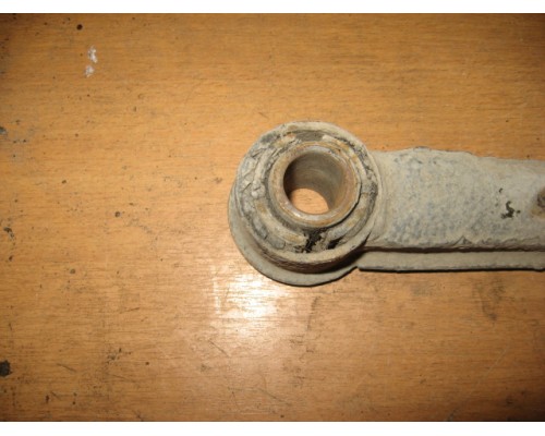 Рычаг задний поперечный Mazda 626 (GD) 1987-1992 (G211-28-600B)- купить на ➦ А50-Авторазбор по цене 1000.00р.. Отправка в регионы.