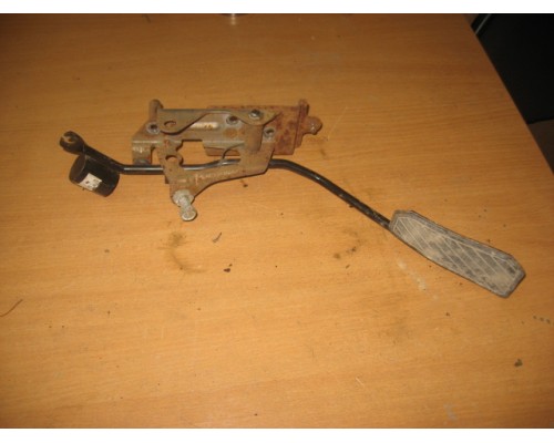 Педаль газа Mazda 626 (GD) 1987-1992 (GJ21-41-610A)- купить на ➦ А50-Авторазбор по цене 700.00р.. Отправка в регионы.