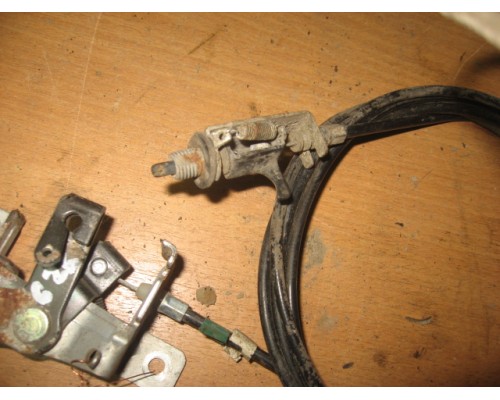 Трос открывания лючка бензобака Mazda 626 (GD) 1987-1992 ()- купить на ➦ А50-Авторазбор по цене 350.00р.. Отправка в регионы.