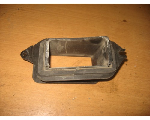 Воздуховод Mazda 626 (GD) 1987-1992 (GJ21-64-751)- купить на ➦ А50-Авторазбор по цене 250.00р.. Отправка в регионы.