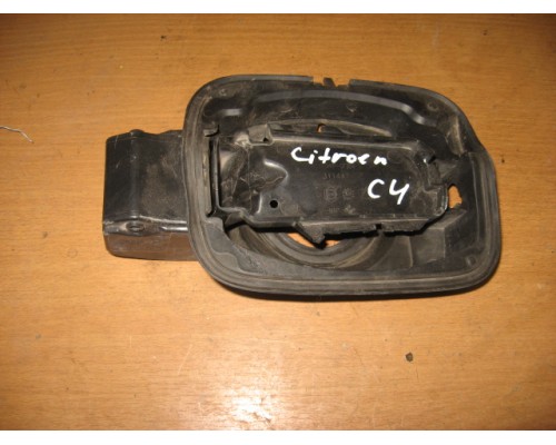 Ниша лючка бензобака Citroen C4 II 2011> (98 029 576 80)- купить на ➦ А50-Авторазбор по цене 600.00р.. Отправка в регионы.