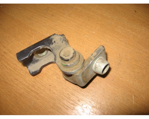 Петля двери задней левой нижняя Peugeot 206 1998-2012 (9035L4)- купить на ➦ А50-Авторазбор по цене 100.00р.. Отправка в регионы.