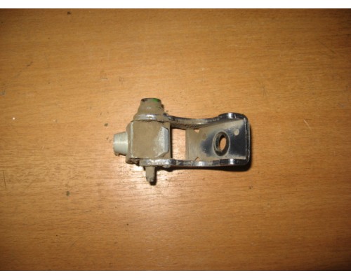 Петля двери задней правой нижняя Peugeot 206 1998-2012 (9035L5)- купить на ➦ А50-Авторазбор по цене 100.00р.. Отправка в регионы.