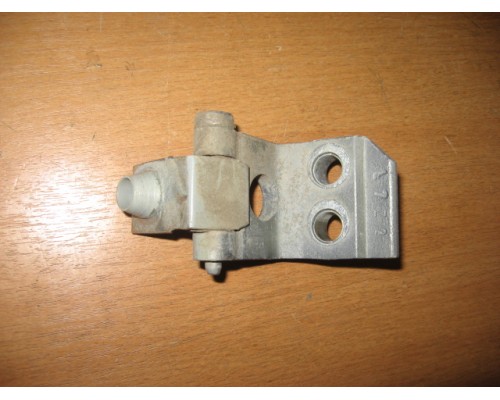 Петля двери передней левой верхняя Peugeot 206 1998-2012 (9181C8)- купить на ➦ А50-Авторазбор по цене 200.00р.. Отправка в регионы.