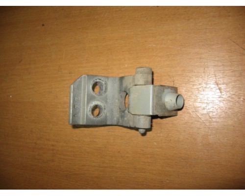 Петля двери передней правой верхняя Peugeot 206 1998-2012 (9181C8)- купить на ➦ А50-Авторазбор по цене 200.00р.. Отправка в регионы.