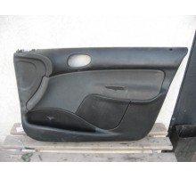 Обшивка двери передняя правая Peugeot 206 1998-2012