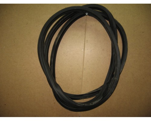 Уплотнитель (внутри) Volkswagen Touareg 2010-2018 (7P0867365G)- купить на ➦ А50-Авторазбор по цене 1450.00р.. Отправка в регионы.