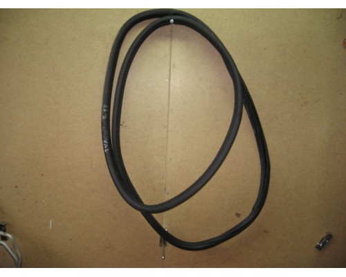 Уплотнитель (внутри) Volkswagen Touareg 2010-2018 (7P0867367E)- купить на ➦ А50-Авторазбор по цене 1050.00р.. Отправка в регионы.