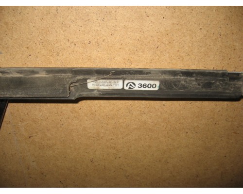 Накладка стекла заднего левого Volkswagen Touareg 2010-2018 (7P0839475F 7Z7)- купить на ➦ А50-Авторазбор по цене 2250.00р.. Отправка в регионы.