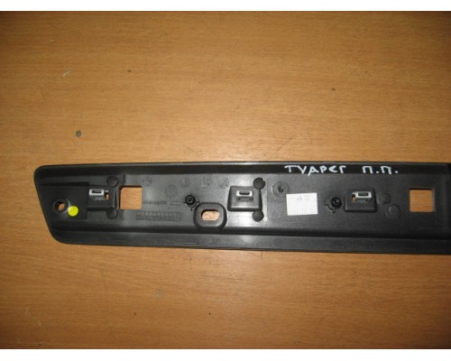 Ручка двери внутренняя Volkswagen Touareg 2010-2018 (7P6867102)- купить на ➦ А50-Авторазбор по цене 3000.00р.. Отправка в регионы.