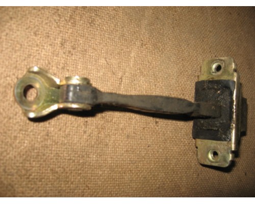 Ограничитель двери Chery Tiggo (T11) 2005-2015 (T116209110)- купить на ➦ А50-Авторазбор по цене 100.00р.. Отправка в регионы.