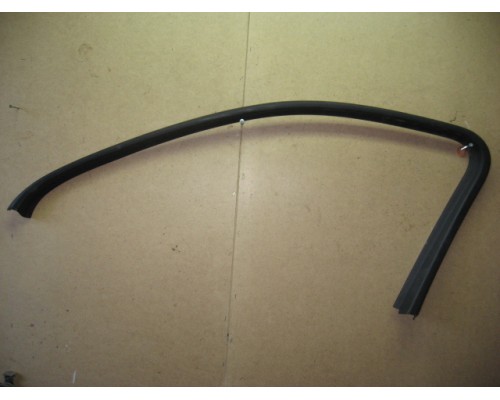 Накладка (кузов внутри) Volkswagen Touareg 2010-2018 (7P0868237A 82V)- купить на ➦ А50-Авторазбор по цене 1300.00р.. Отправка в регионы.