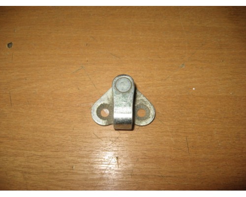 Ответная часть замка двери Peugeot 206 1998-2012 (916439)- купить на ➦ А50-Авторазбор по цене 100.00р.. Отправка в регионы.