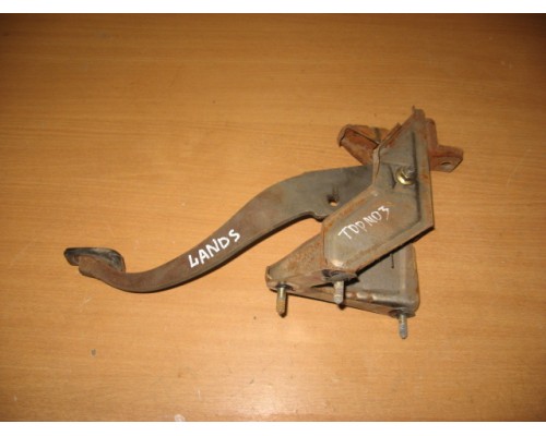 Педаль тормоза Chevrolet Lanos 2004-2010 (96193094)- купить на ➦ А50-Авторазбор по цене 150.00р.. Отправка в регионы.