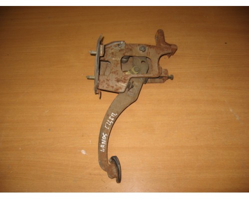 Педаль сцепления Chevrolet Lanos 2004-2010 (96183919)- купить на ➦ А50-Авторазбор по цене 250.00р.. Отправка в регионы.