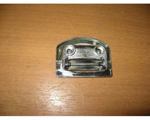 Ручка коврика багажника Volkswagen Touareg 2010-2018 (1K0864203)- купить на ➦ А50-Авторазбор по цене 300.00р.. Отправка в регионы.