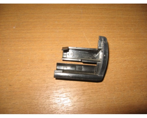 Накладка декоративная Volkswagen Touareg 2010-2018 (7P6881348)- купить на ➦ А50-Авторазбор по цене 300.00р.. Отправка в регионы.