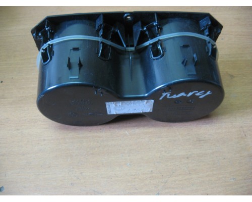 Подстаканник Volkswagen Touareg 2010-2018 (7P6858602 9B9)- купить на ➦ А50-Авторазбор по цене 1250.00р.. Отправка в регионы.