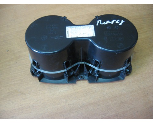 Подстаканник Volkswagen Touareg 2010-2018 (7P6858602 9B9)- купить на ➦ А50-Авторазбор по цене 1250.00р.. Отправка в регионы.