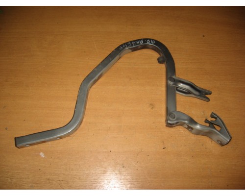 Петля крышки багажника левая/правая Hyundai Accent II +ТАГАЗ 2000-2012 (7922025000)- купить на ➦ А50-Авторазбор по цене 100.00р.. Отправка в регионы.