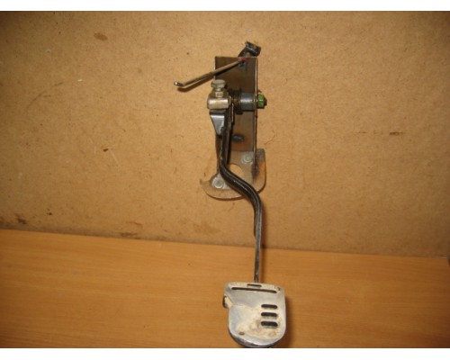 Педаль сцепления Hyundai Accent II +ТАГАЗ 2000-2012 (3280525110)- купить на ➦ А50-Авторазбор по цене 300.00р.. Отправка в регионы.