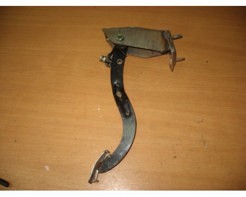 Педаль сцепления Hyundai Accent II +ТАГАЗ 2000-2012 (3280525110)- купить на ➦ А50-Авторазбор по цене 300.00р.. Отправка в регионы.