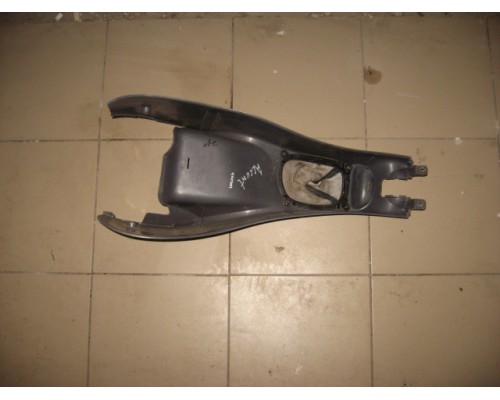 Консоль Hyundai Accent II +ТАГАЗ 2000-2012 (8461125010)- купить на ➦ А50-Авторазбор по цене 300.00р.. Отправка в регионы.