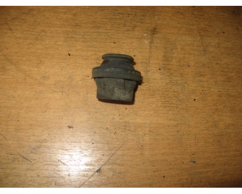 Подушка радиатора Ford Transit 2006-2014 (7324691)- купить на ➦ А50-Авторазбор по цене 50.00р.. Отправка в регионы.