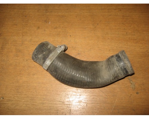 Патрубок радиатора Mazda 626 (GD) 1987-1992 ()- купить на ➦ А50-Авторазбор по цене 200.00р.. Отправка в регионы.