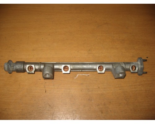 Рампа топливная (рейка) Hyundai Elantra III XD 2000-2010 (3534023510)- купить на ➦ А50-Авторазбор по цене 500.00р.. Отправка в регионы.