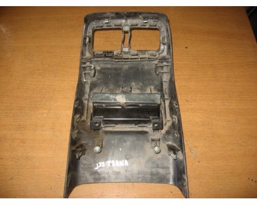 Консоль Nissan Teana (J32) 2008-2013 (96930JN24A)- купить на ➦ А50-Авторазбор по цене 800.00р.. Отправка в регионы.