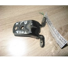 Петля двери передней левой нижняя Nissan Tiida (C11) 2007-2014