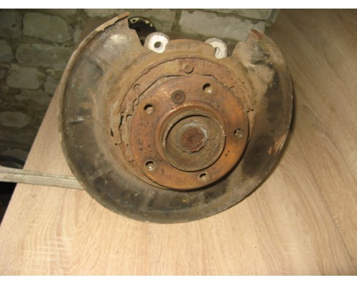 Щит опорный BMW 5-серия E39 1995-2004 (34211162773)- купить на ➦ А50-Авторазбор по цене 600.00р.. Отправка в регионы.