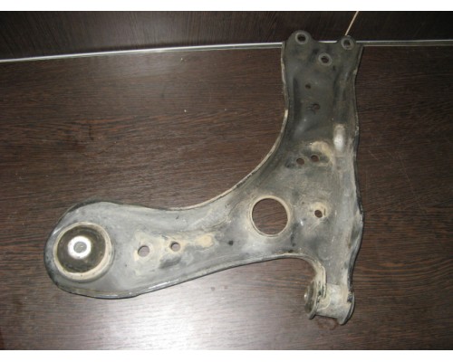 Рычаг передний Skoda Rapid 2013> (6R0407152F)- купить на ➦ А50-Авторазбор по цене 900.00р.. Отправка в регионы.