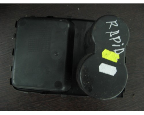 Подстаканник Skoda Rapid 2013> (5JA8625319B9)- купить на ➦ А50-Авторазбор по цене 400.00р.. Отправка в регионы.