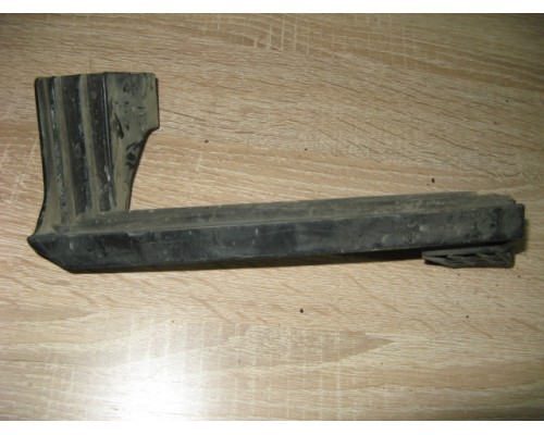 Направляющие стекла Hyundai Solaris/Accent IV 2010-2017 (835351R000)- купить на ➦ А50-Авторазбор по цене 600.00р.. Отправка в регионы.