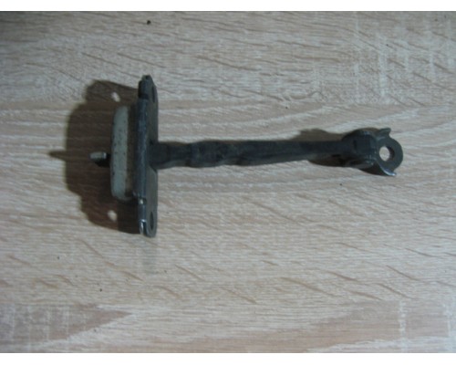 Ограничитель двери Hyundai Solaris/Accent IV 2010-2017 (794800U000)- купить на ➦ А50-Авторазбор по цене 200.00р.. Отправка в регионы.