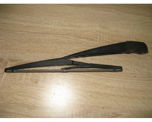 Поводок дворника задний (заднего) Hyundai Solaris/Accent IV 2010-2017 (988151R000)- купить на ➦ А50-Авторазбор по цене 400.00р.. Отправка в регионы.