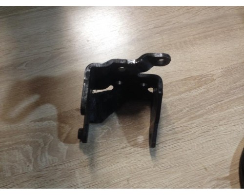 Кронштейн гидроусилителя Hyundai Accent II +ТАГАЗ 2000-2012 (5722522500)- купить на ➦ А50-Авторазбор по цене 200.00р.. Отправка в регионы.